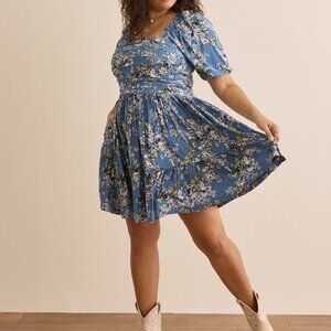 NWT Arula Short Sleeve Dress